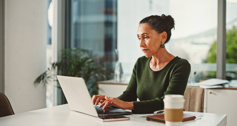 Lei canal estruturado de denúncias para empresas.